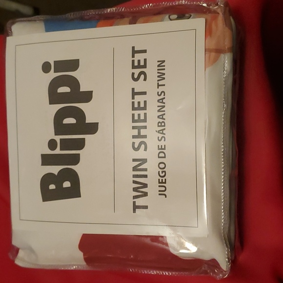 Blippi white Dino fun twin sheet set - Picture 1 of 3